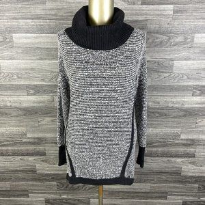 MAURICES Turtle Neck Pullover Grey Hi-Low Knit Sweater Women's Size Medium